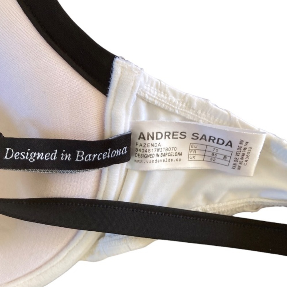Andres Sarda Fazenda Bow Accent White Bikini Top NWT 32B - Picture 7 of 7